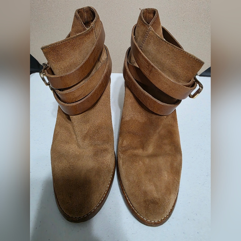 Jimmy Choo Tan Suede Heeled Boots - Picture 4 of 7